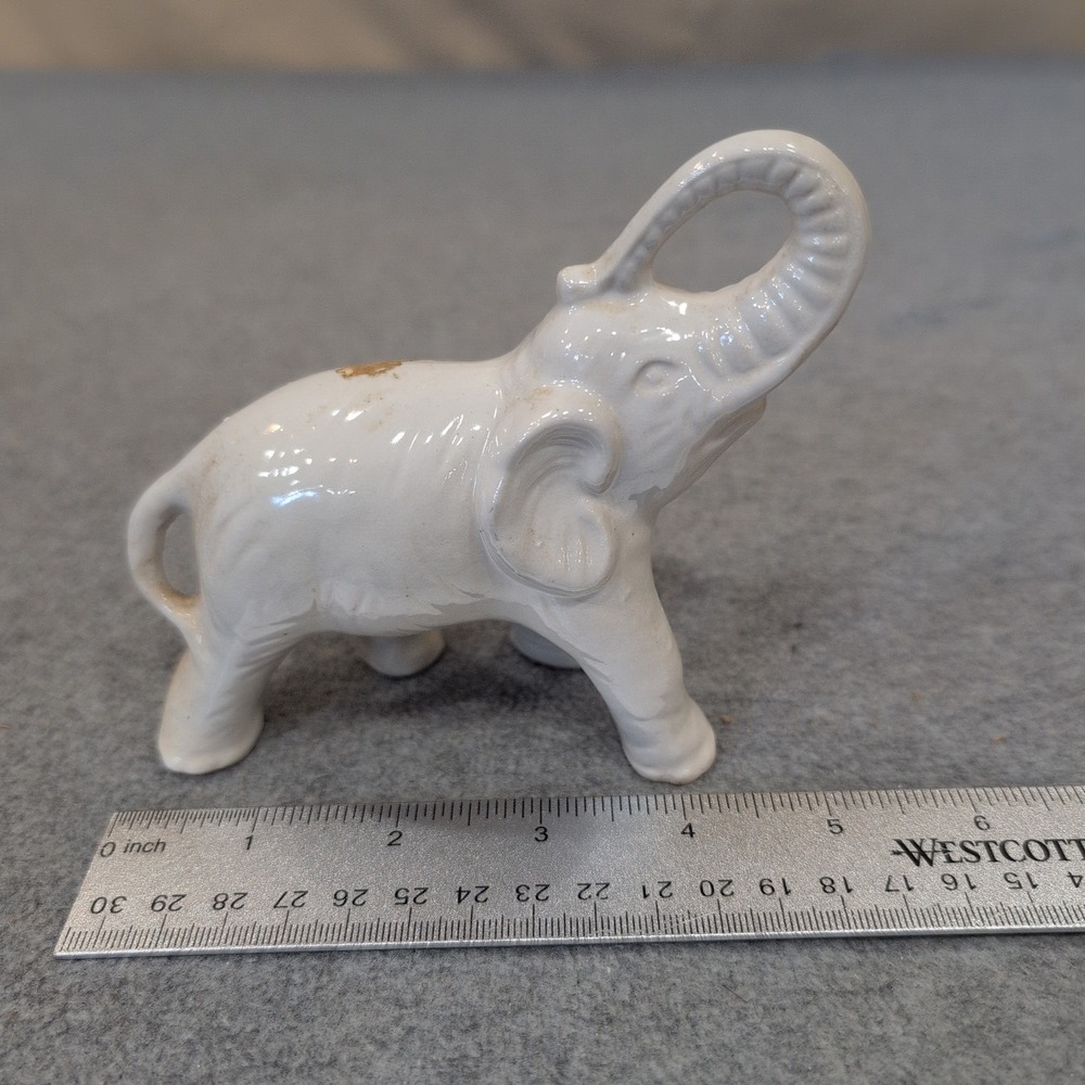 Vintage‎ White Ceramic Elephant Figurine Trunk Up Good Luck Made in Brasil - Picture 4 of 6